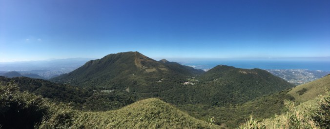 XIAOGUANYIN SHAN LOOP WALK (小觀音山O型縱走) | Taiwan Trails and Tales