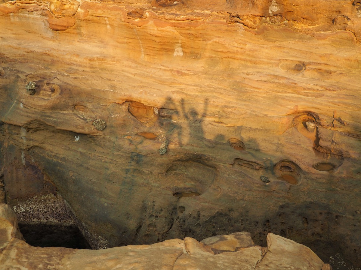 Rad Rocks CLIFFS, CAVES and RAD ROCKS | Taiwan Trails and Tales