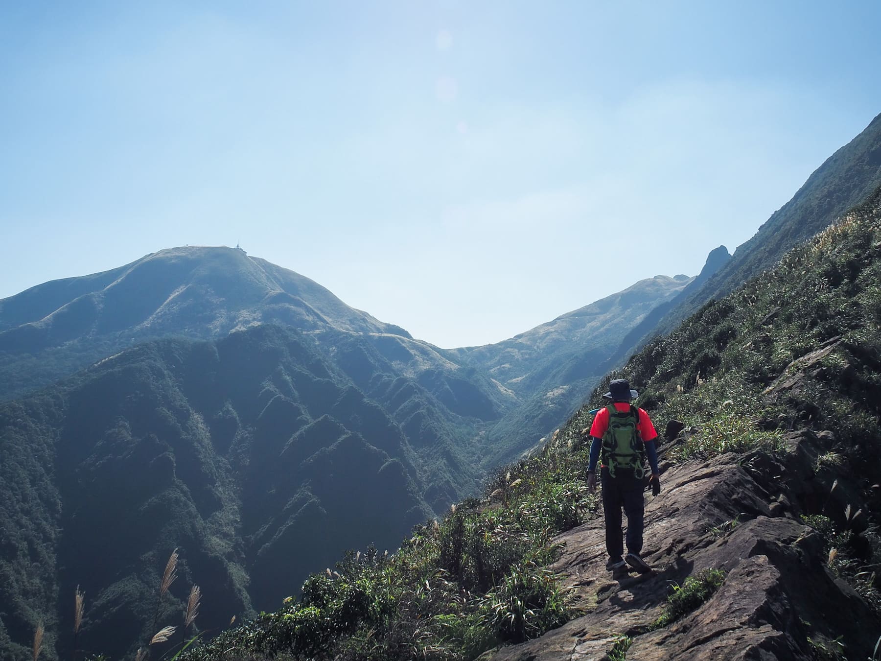 STEGOSAURUS RIDGE (劍龍稜) | Taiwan Trails and Tales