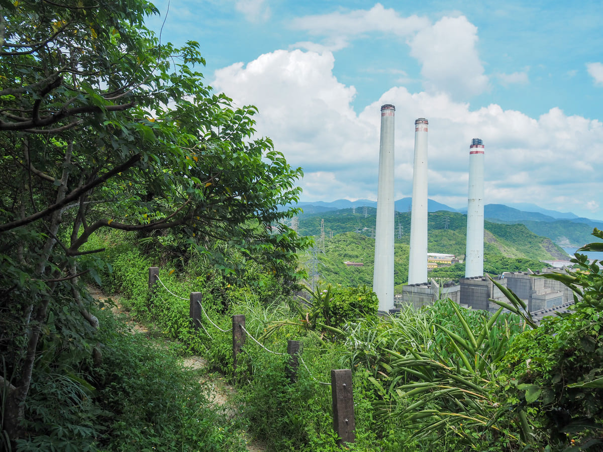 雲海上の光の天使の神殿 雲海上の光の天使の神殿 Enoura observatory